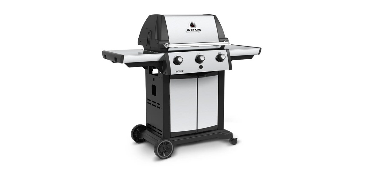 Broil King Signet 320 Gas Grill on white background