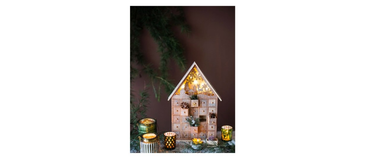 JollieTCreation Wooden House with 25 Drawers Advent Calendar